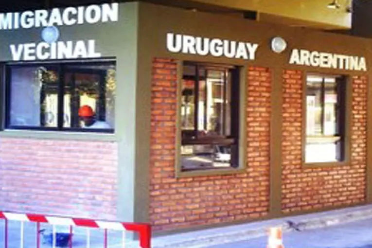 El vehículo que sacó a la menor de Paysandú está radicado en Gualeguaychú