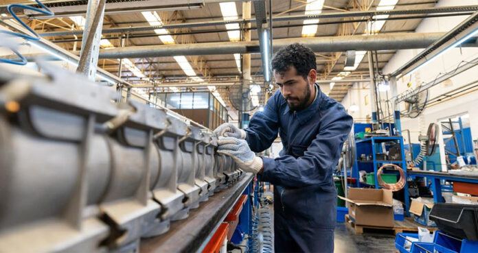 Empleo industrial: se perdieron más de 66 mil puestos entre todas las provincias y solo 3 lograron aumentar la cantidad