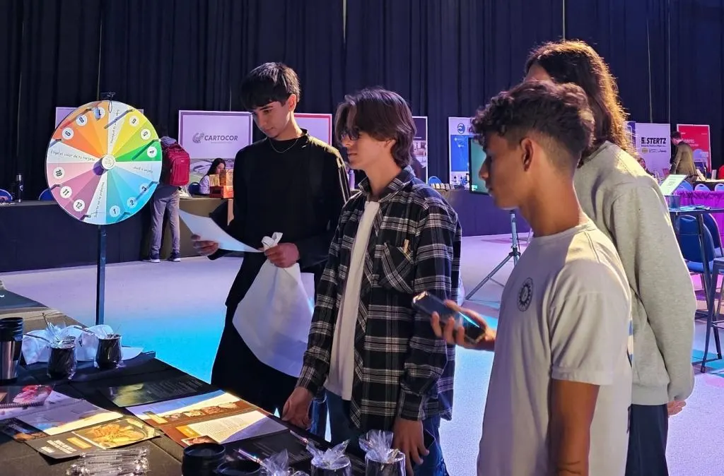 Empresas recibirán CV de estudiantes y profesionales en la Expo del Empleo de Paraná