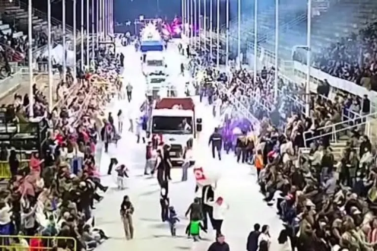 En el Desfile de Carrozas se vendieron más de 5 mil entradas