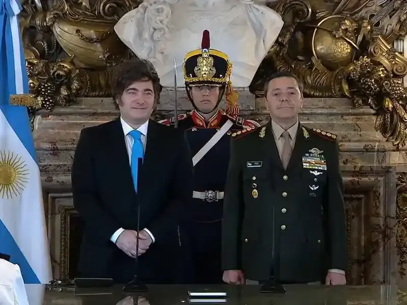 En plena tensión por Malvinas, el Gobierno dispuso comprar bajo secreto militar nuevo equipamiento para las FFAA