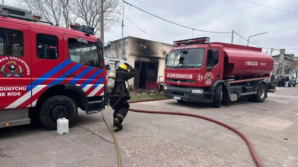 En septiembre hubo 8 incendios de viviendas en la ciudad: todas las intervenciones de los bomberos voluntarios