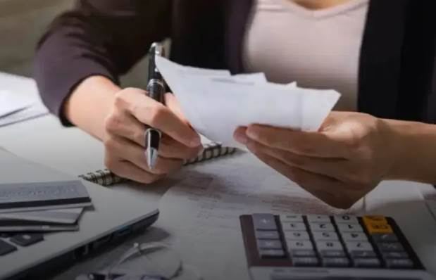 Encuesta en Paraná: El 20% declara que no llega a fin de mes y el 50% tiene deudas