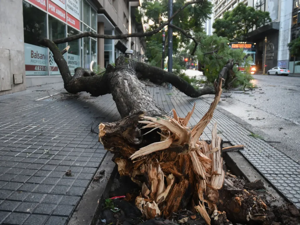 Entre Ríos bajo alerta: en qué zonas pronostican fuertes tormentas este jueves