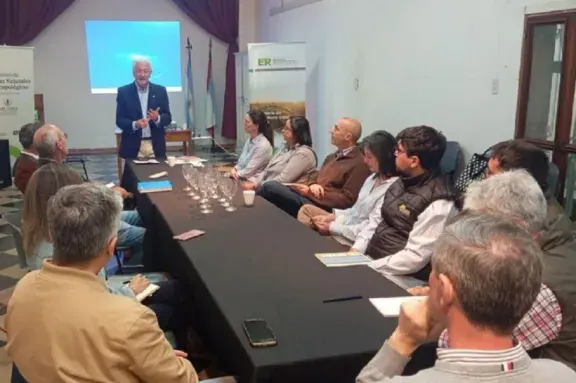 Entre Ríos busca impulsar el riego y facilitar el acceso a créditos para productores