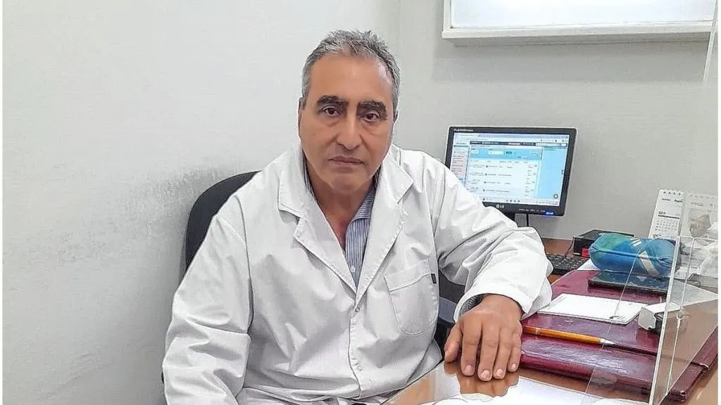Entrevista con el doctor Lino Sapetti: «El sedentarismo convierte a la columna en una tabla con joroba»