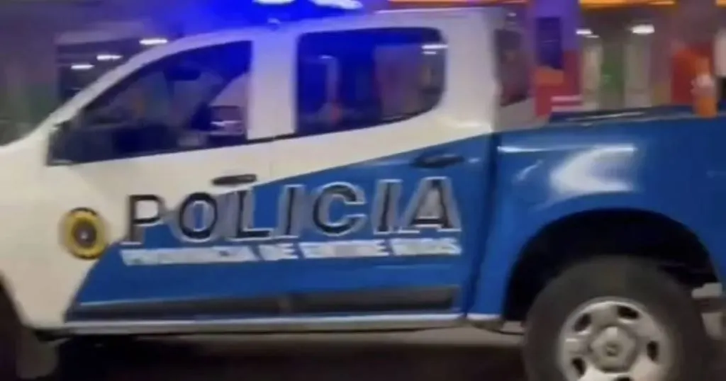 Escándalo en el cine: se pelearon por la butaca, tiraron gas pimienta y tuvieron que evacuar la sala