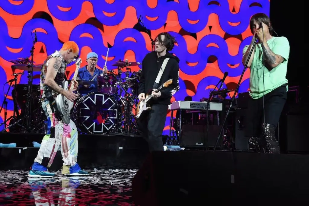 Escándalo en Rosario con los Red Hot Chili Peppers: Central y una productora anunciaron un festival pero la banda lo desmintió