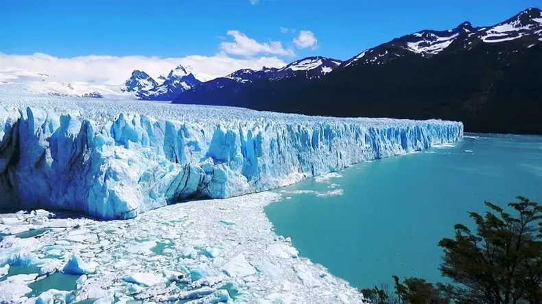 Escándalo en Santa Cruz: Claudio Vidal autorizó a vender tierras de un área protegida frente al glaciar Perito Moreno a una empresa extranjera