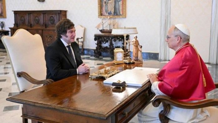 “Estamos disponibles a hacer los ajustes necesarios”, dijo Milei sobre la visita del Papa