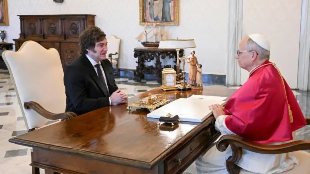 “Estamos disponibles a hacer los ajustes necesarios”, dijo Milei sobre la visita del Papa