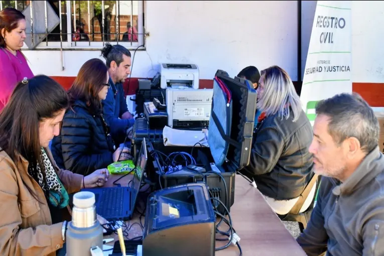 Este lunes comenzó la atención del Registro Civil Móvil en Concordia