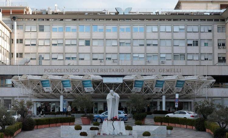 Este martes se realizará la intervención quirúrgica al Papa León XIV