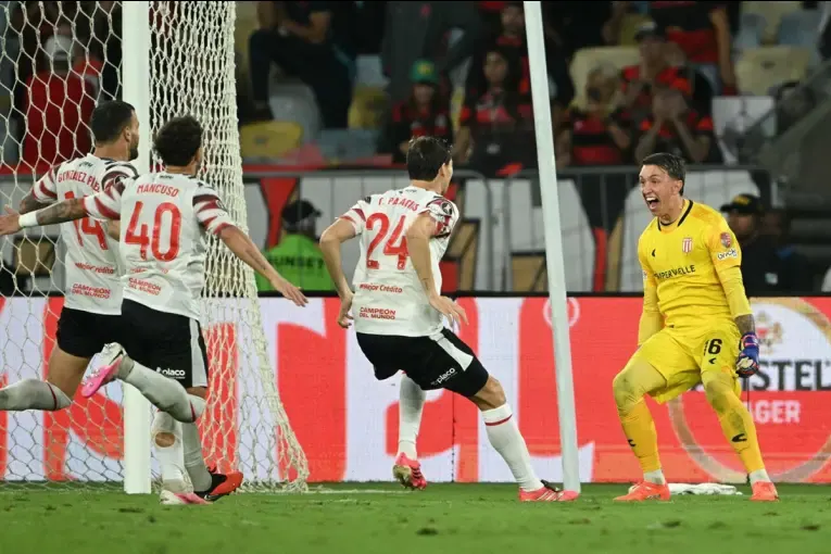 Estudiantes eliminó a Flamengo por penales y jugará la final de la Copa Libertadores ante Palmeiras