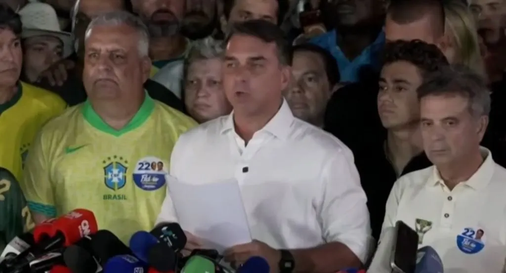Flávio Bolsonaro pedirá anular las elecciones: “Es imposible reconocer el resultado”