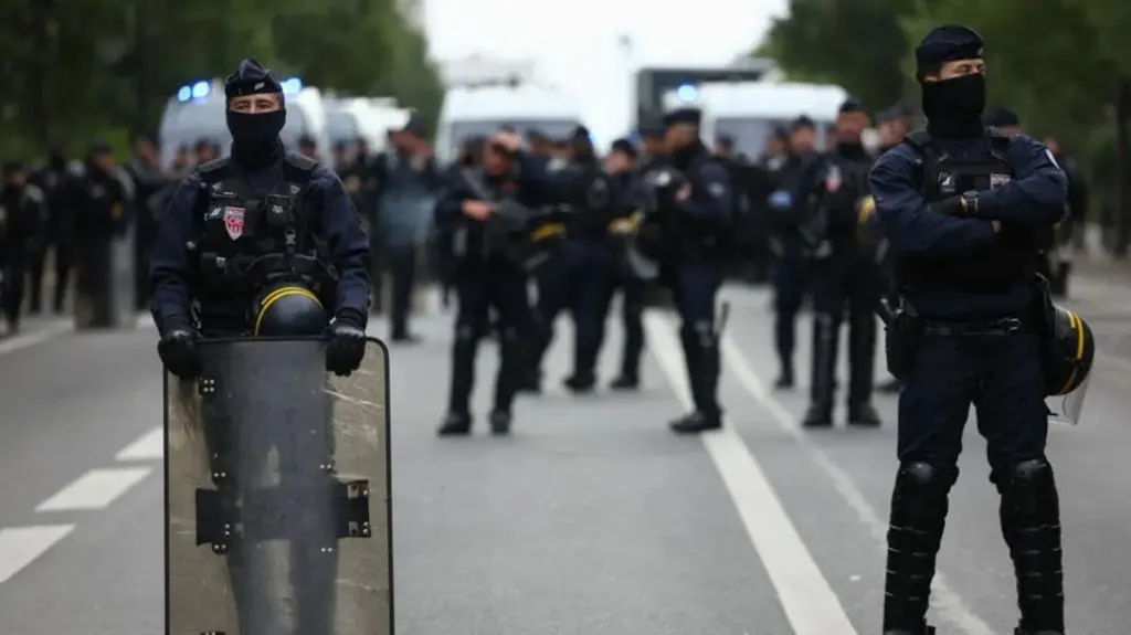 Francia desplegará 70.000 efectivos de seguridad para las protestas del sábado