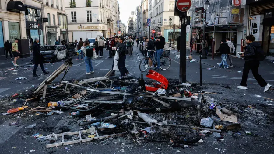 Francia impuso toques de queda parciales tras un fin de semana de saqueos masivos