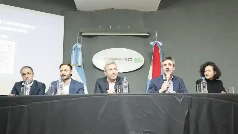 Frigerio encabezó una jornada para impulsar el liderazgo de mujeres emprendedoras en Concordia