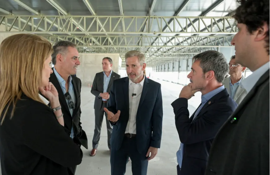 Frigerio entregó la adhesión al RINI a Calisa 2 que invirtió 45 millones de dólares para ampliar su capacidad productiva en Entre Ríos