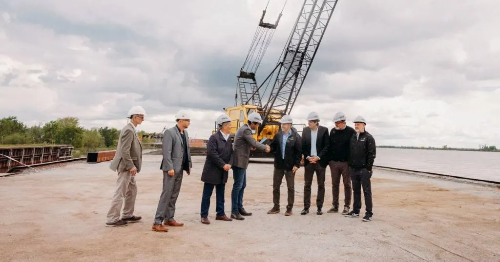 Frigerio entregó la adhesión al RINI a una empresa que invertirá 16 millones de dólares en el puerto de Ibicuy