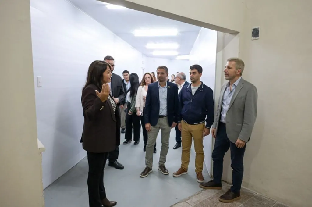 Frigerio fortaleció la atención sanitaria en Santa Elena con obras en el hospital y una nueva ambulancia
