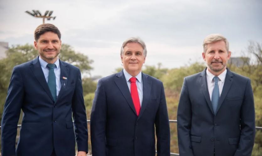 Frigerio, Pullaro y Llaryora abren las XI Jornadas de Desarrollo Productivo de la Región Centro en Paraná.