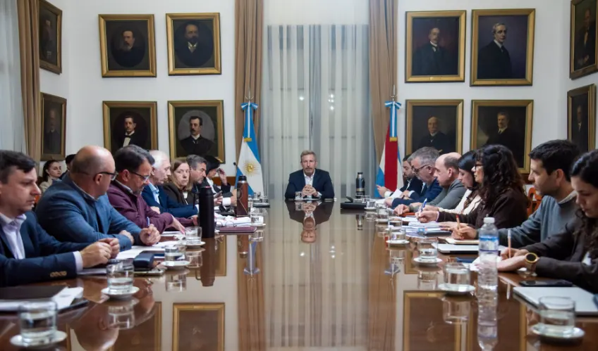 Frigerio repasó con su Gabinete los avances en inversiones y desarrollo productivo