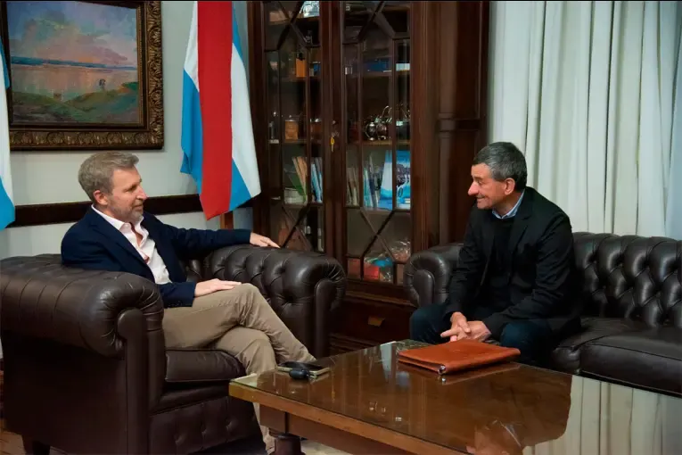 Frigerio repasó obras educativas, viales y de salud con el intendente de Gobernador Mansilla