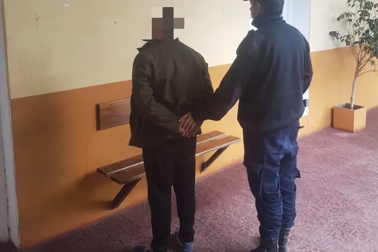 Fue aprehendido tras ingresar a una vivienda y cambiar la cerradura