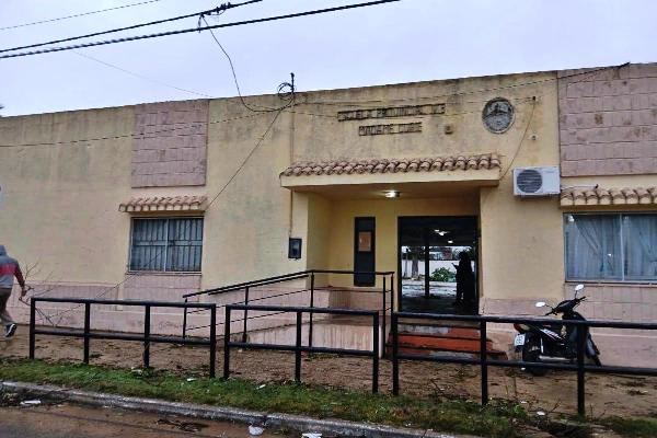 Funcionario del CGE rechazo las críticas de Cresto y sostuvo que las escuelas afectadas están siendo reparadas