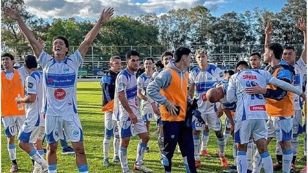 Gimnasia de Concepción del Uruguay goleó y se ilusiona