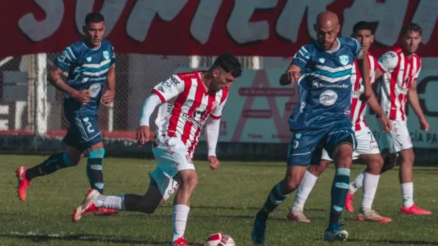 Gimnasia perdió en Rafaela, pero sigue en carrera por el ascenso