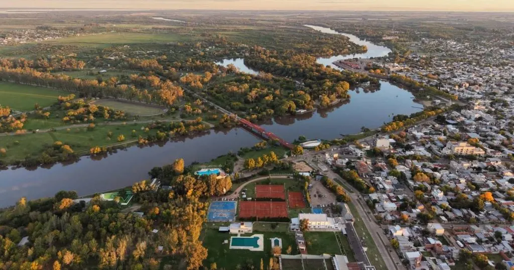 Gualeguaychú cumple hoy 243 años de historia: mañana habrá un acto oficial en la Plaza de los Antepasados
