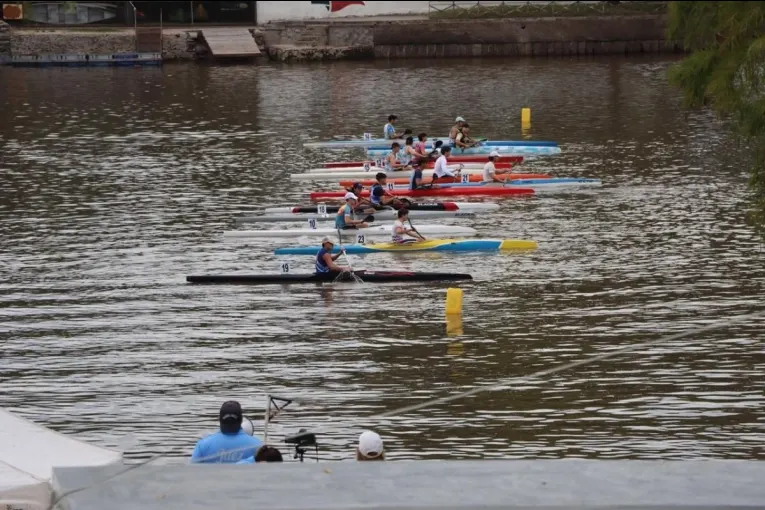 Gualeguaychú tendrá representantes locales y figuras internacionales en el Mundial de Canotaje