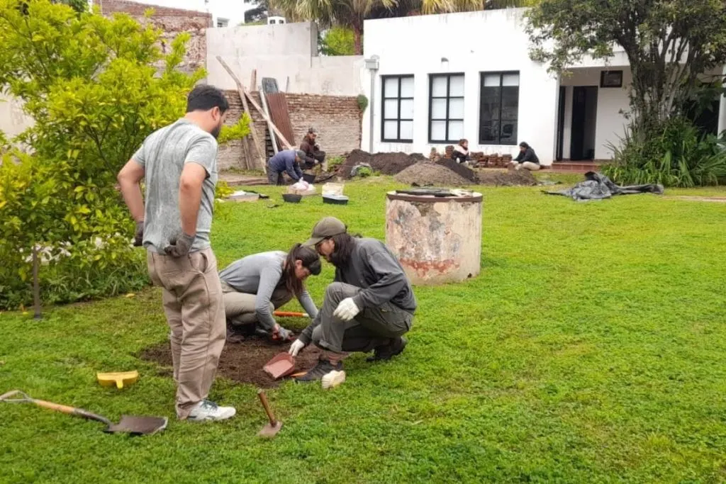 Hallaron construcciones subterráneas en la casa del escritor Fray Mocho