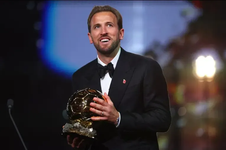 Harry Kane ganó el Balón de Oro 2026 y Messi terminó quinto: todos los premiados