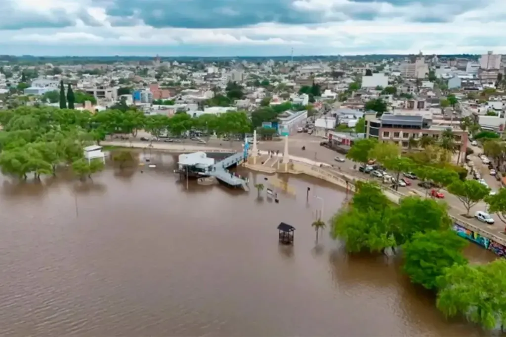 Hoteleros y gastronómicos de Gualeguaychú aclaran que la ciudad está habilitada para el turismo