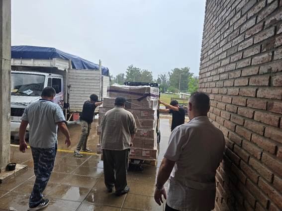 Importante donación de medicamentos y repelentes fortalece la atención sanitaria en el hospital urquiza