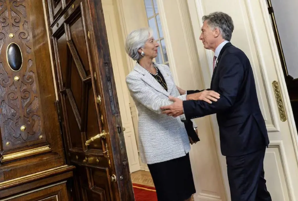 Impunidad: la Justicia cerró la causa por el préstamo del FMI a Mauricio Macri