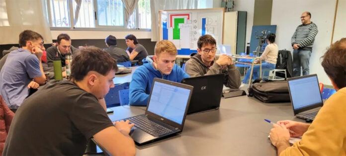Ingeniería en Telecomunicaciones de la UADER obtuvo la máxima acreditación de calidad