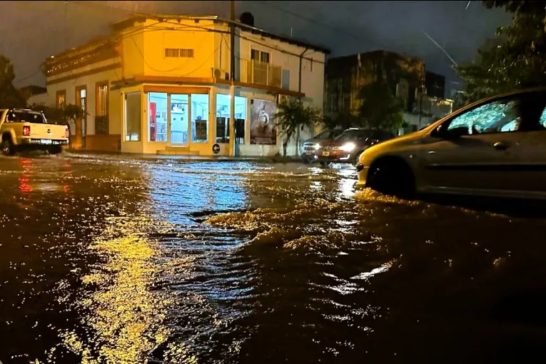 Intensifican las tareas de mantenimiento y monitoreo para evitar anegamientos por tormentas