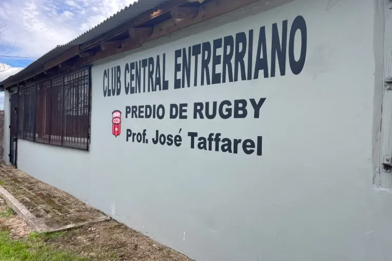 José Taffarel fue reconocido con su nombre en el estadio de rugby de Central Entrerriano