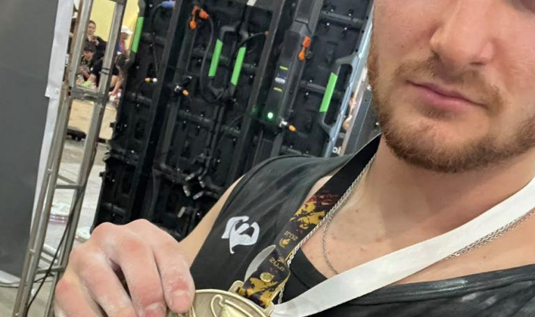 Joven de Colonia Ensanche Sauce volvió a ganar un torneo nacional de fuerza
