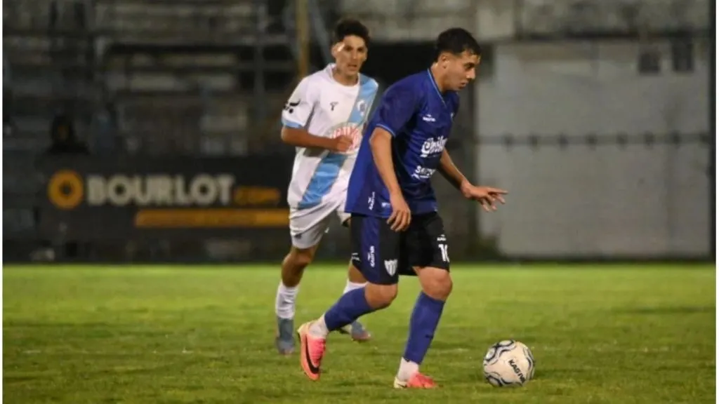 Juventud Unida goleó a Don Bosco y avanzó en el Torneo Regional Amateur
