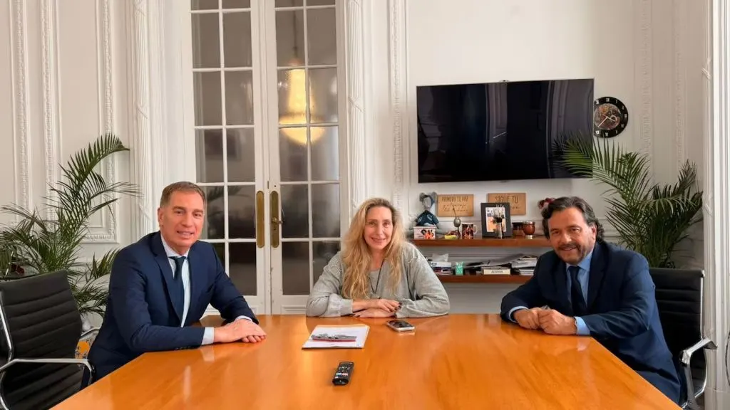 Karina Milei y Santilli se mostrarán junto a los gobernadores de Salta y Catamarca en medio de las negociaciones para suspender las PASO