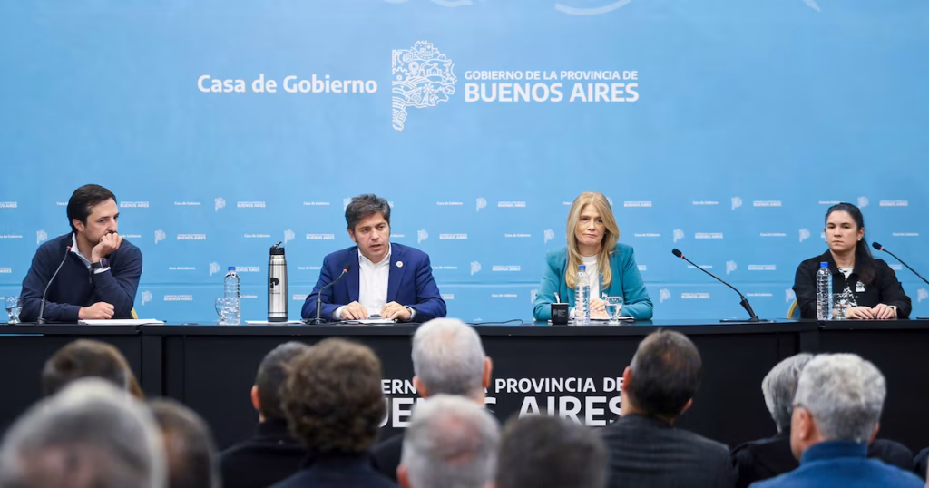 Kicillof deberá esperar por dos proyectos clave en el Senado