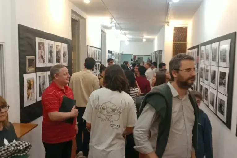 La Asociación de Fotógrafos de Entre Ríos presentó una muestra de alumnos de segundo año