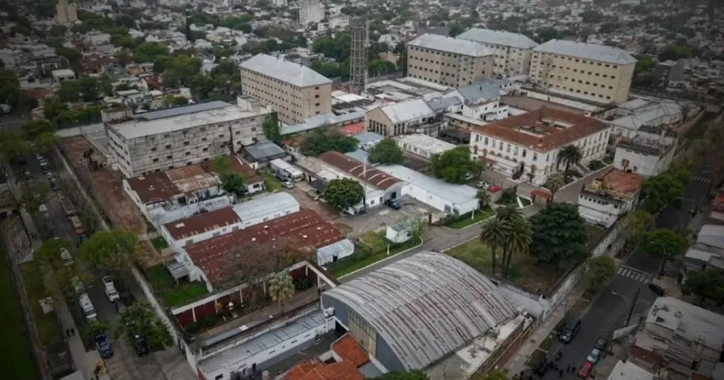 La cárcel de Devoto cierra después de casi 100 años: qué pasará con el predio de más de 48.000 metros cuadrados