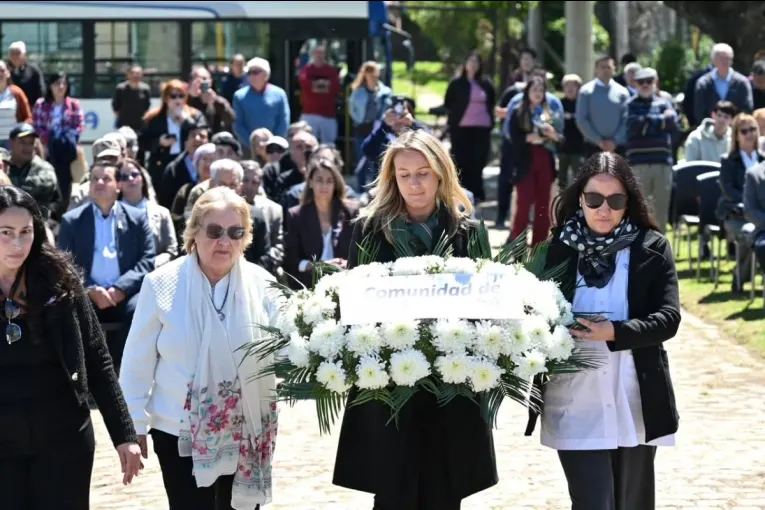 La ciudad conmemoró sus 243 años de historia con un acto en la Plaza de los Antepasados