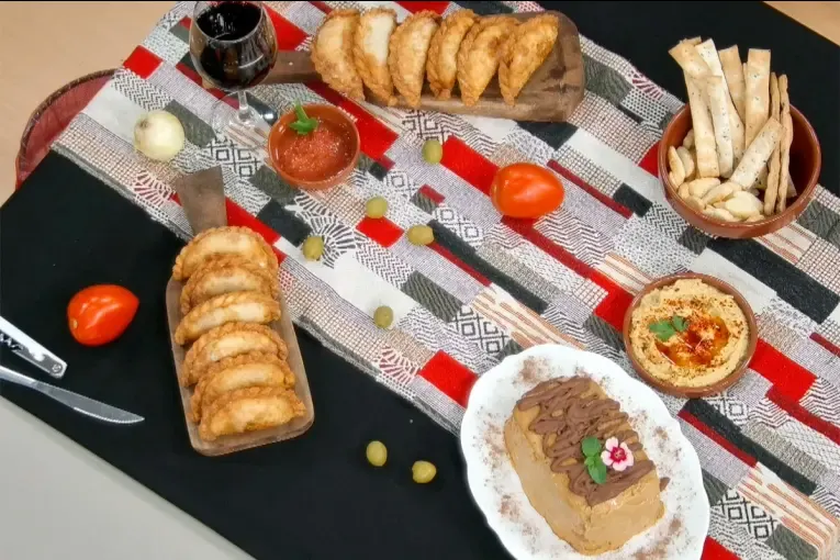 La Cocina del Once: cómo preparar empanadas fritas, hummus de garbanzo y postre de vainillas